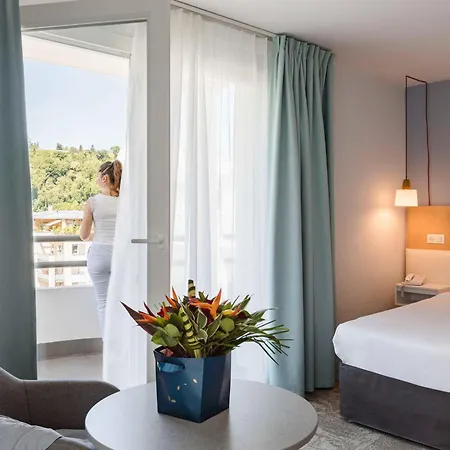 Ibis Styles Aix Les Bains Domaine De Marlioz