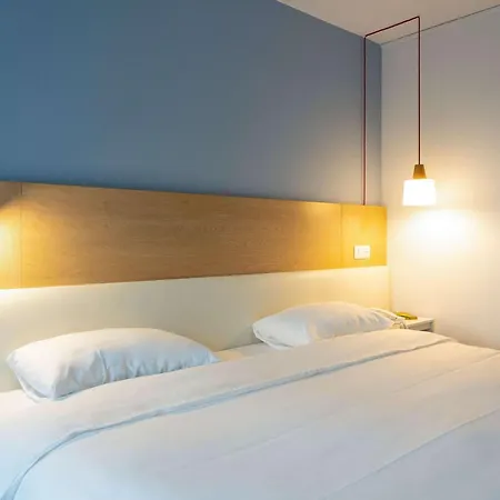 Hotel Ibis Styles Aix Les Bains Domaine De Marlioz 3*
