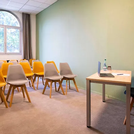 Ibis Styles Aix Les Bains Domaine De Marlioz 3*