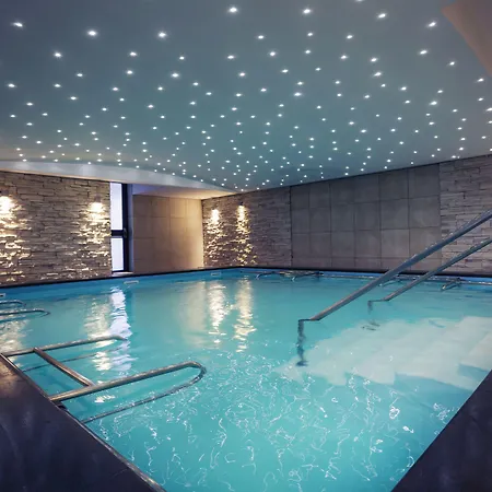 호텔 Ibis Styles Aix Les Bains Domaine De Marlioz 엑스레뱅