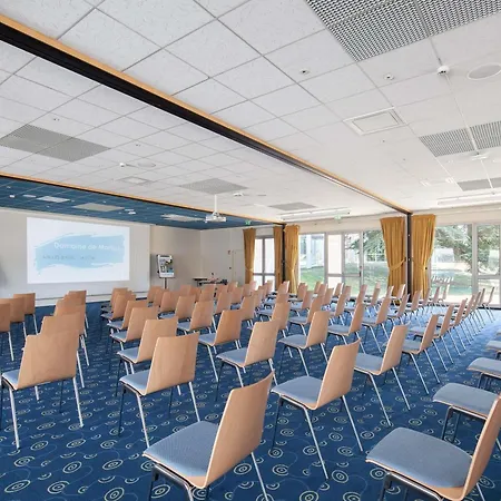 Ibis Styles Aix Les Bains Domaine De Marlioz מלון