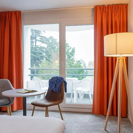 Ibis Styles Aix Les Bains Domaine De Marlioz 3*