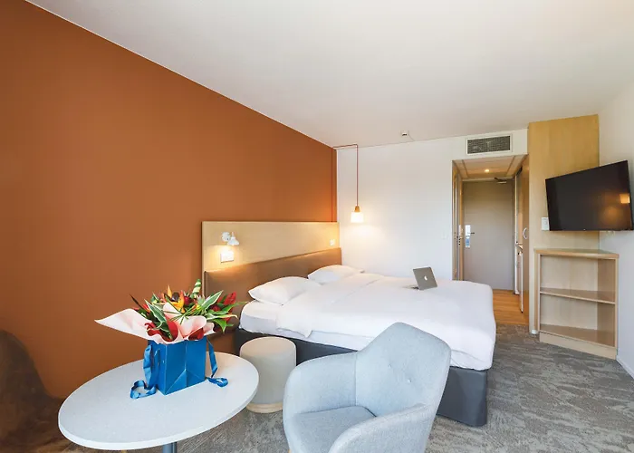 Ibis Styles Aix Les Bains Domaine De Marlioz فندق